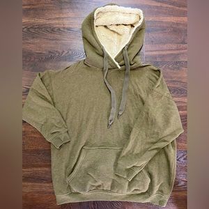 Aerie fur lined hoodie - size M